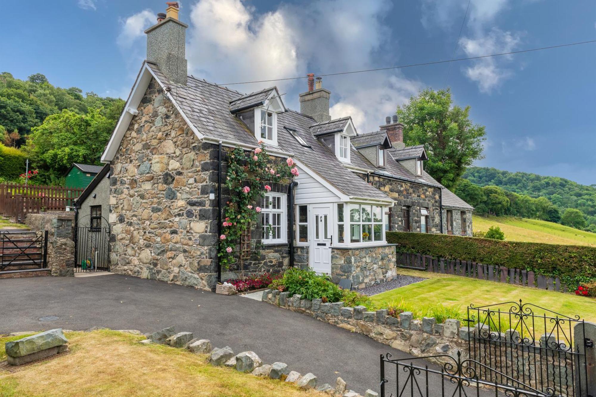 Villa Uwch-Y-Mor à Llanfairfechan Extérieur photo